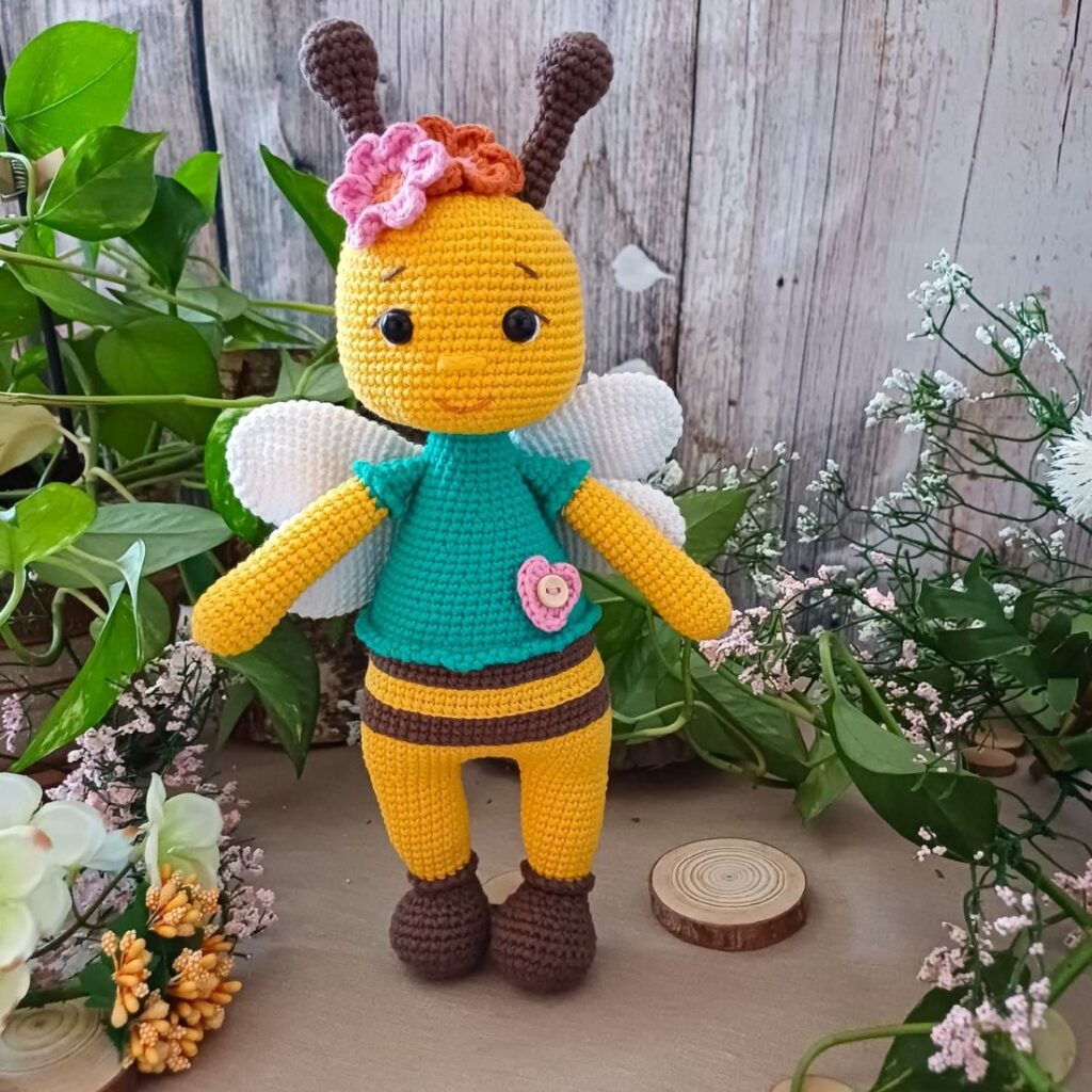 patron crochet amigurumi abeja melinda 2