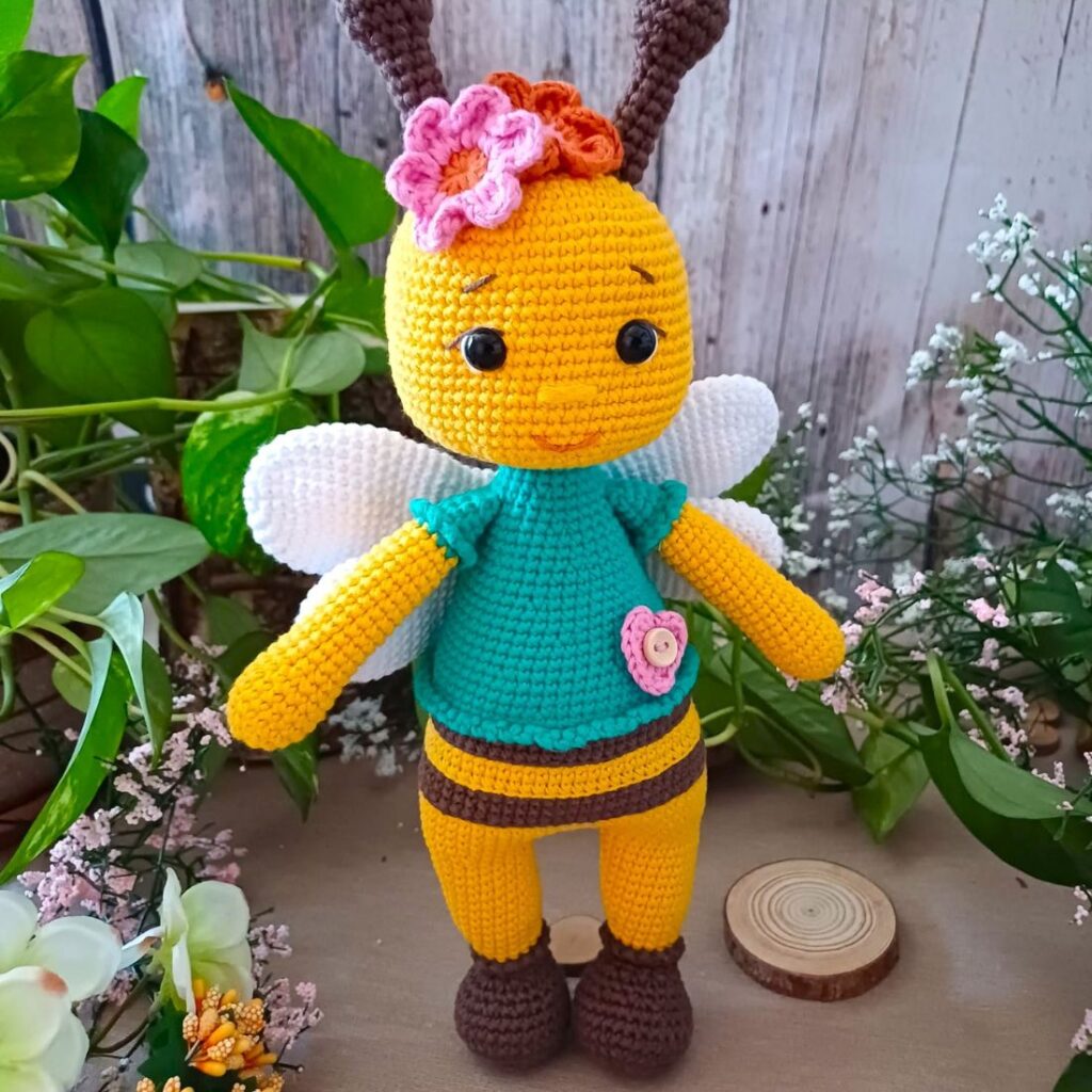 patron crochet amigurumi abeja melinda 4