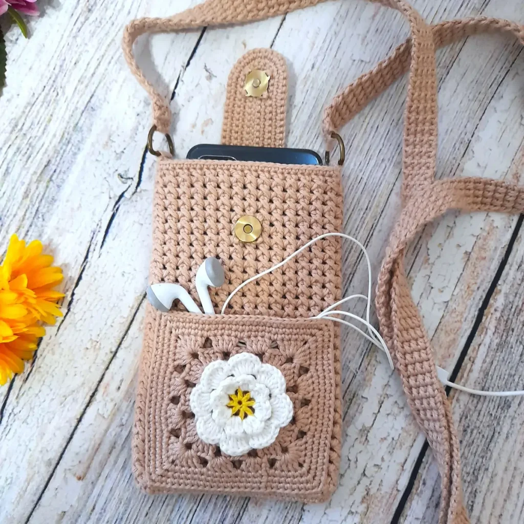 Patrón bolso de crochet para móvil patron crochet bolso para movil 3