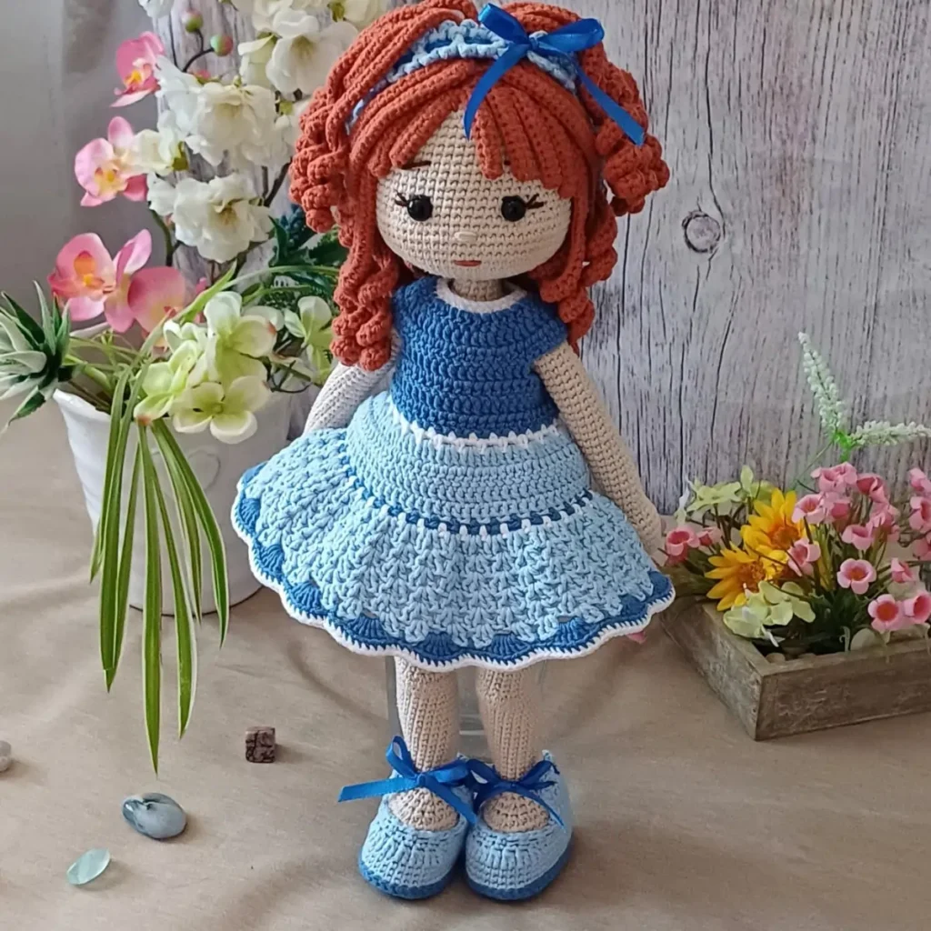patron crochet muneca matilda vestido azul 3