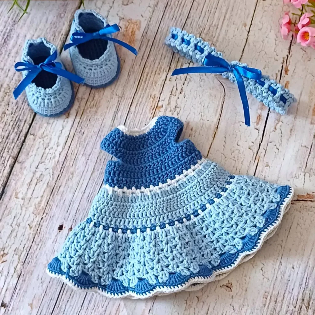 Patrón vestido para Matilda en tonos azules patron crochet vestido matilda azul 1