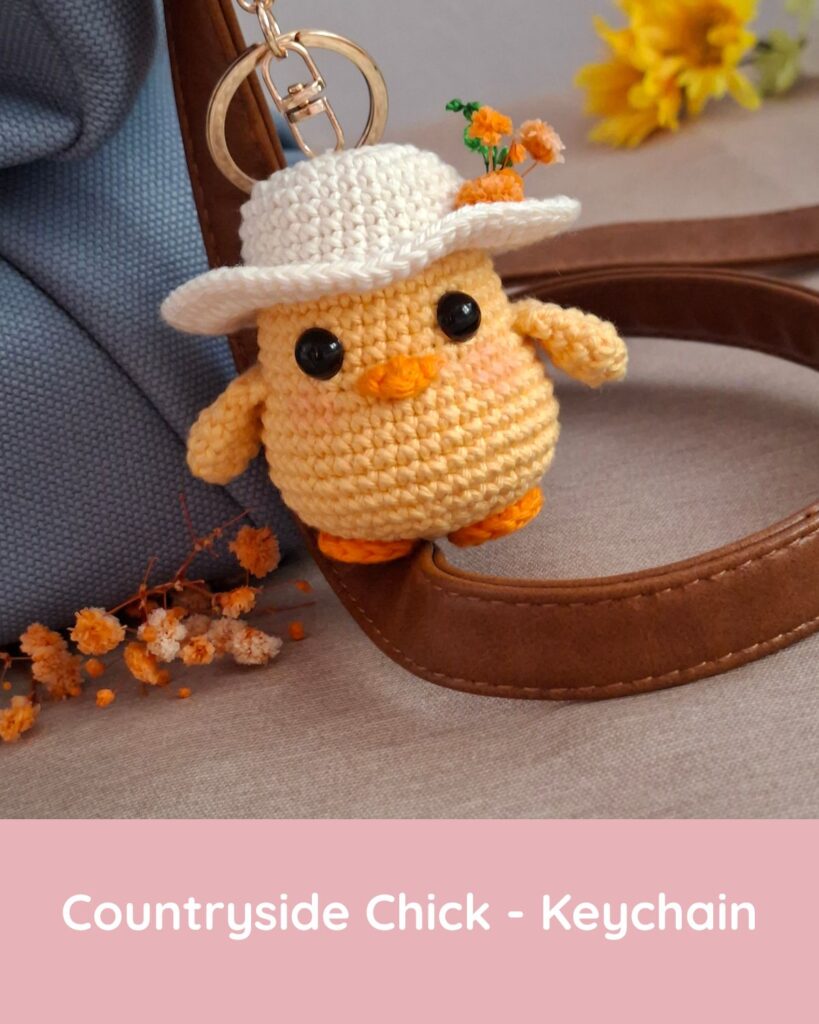countryside chick keychain pattern crochet 1