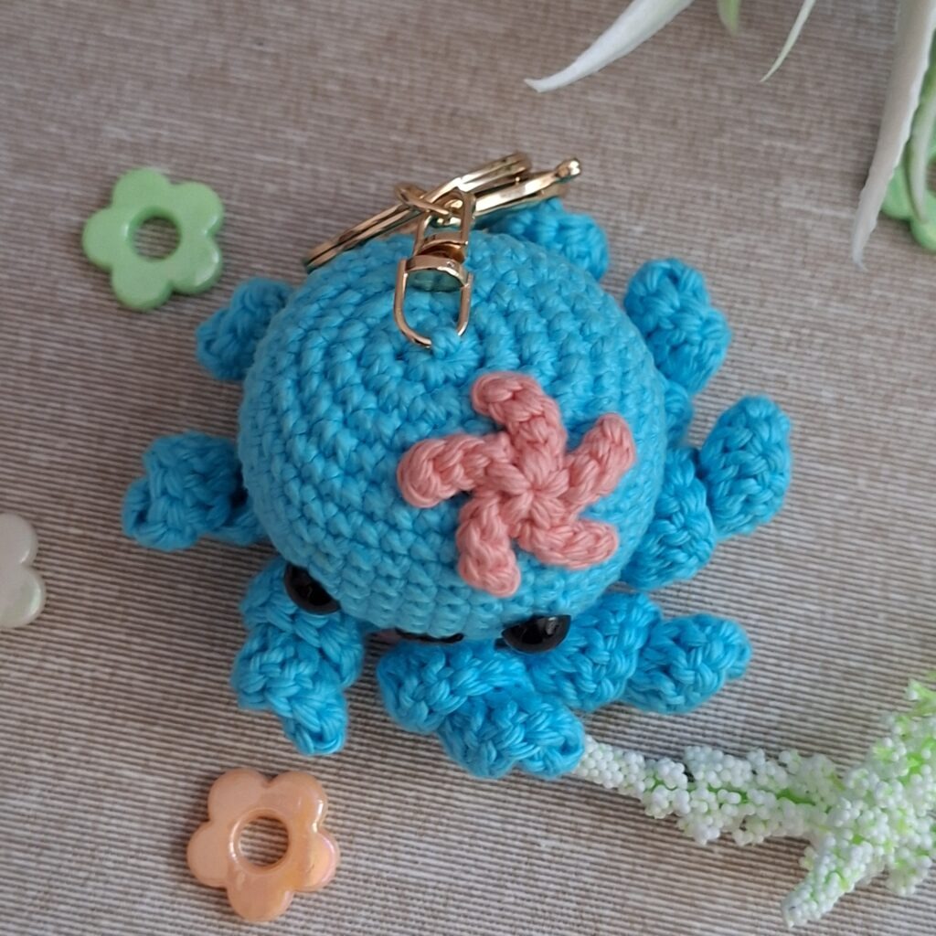Pulpo Bebé – Patrón Gratuito de Crochet para Llavero patron gratuito crochet llavero pulpo bebe 2 134236